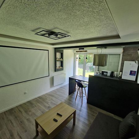 Logement Atypique & Parking Gratuit Gex Dış mekan fotoğraf